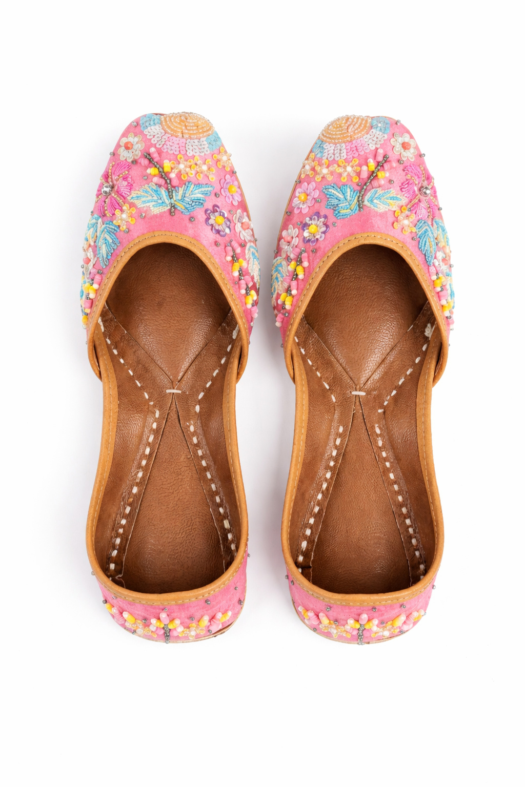 Handcrafted Pink Floral Embroidered Jutti.
