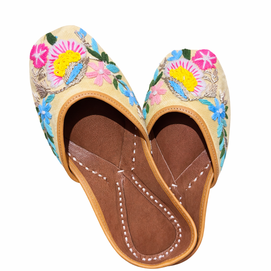 Natural Jute Embroidery Jutti