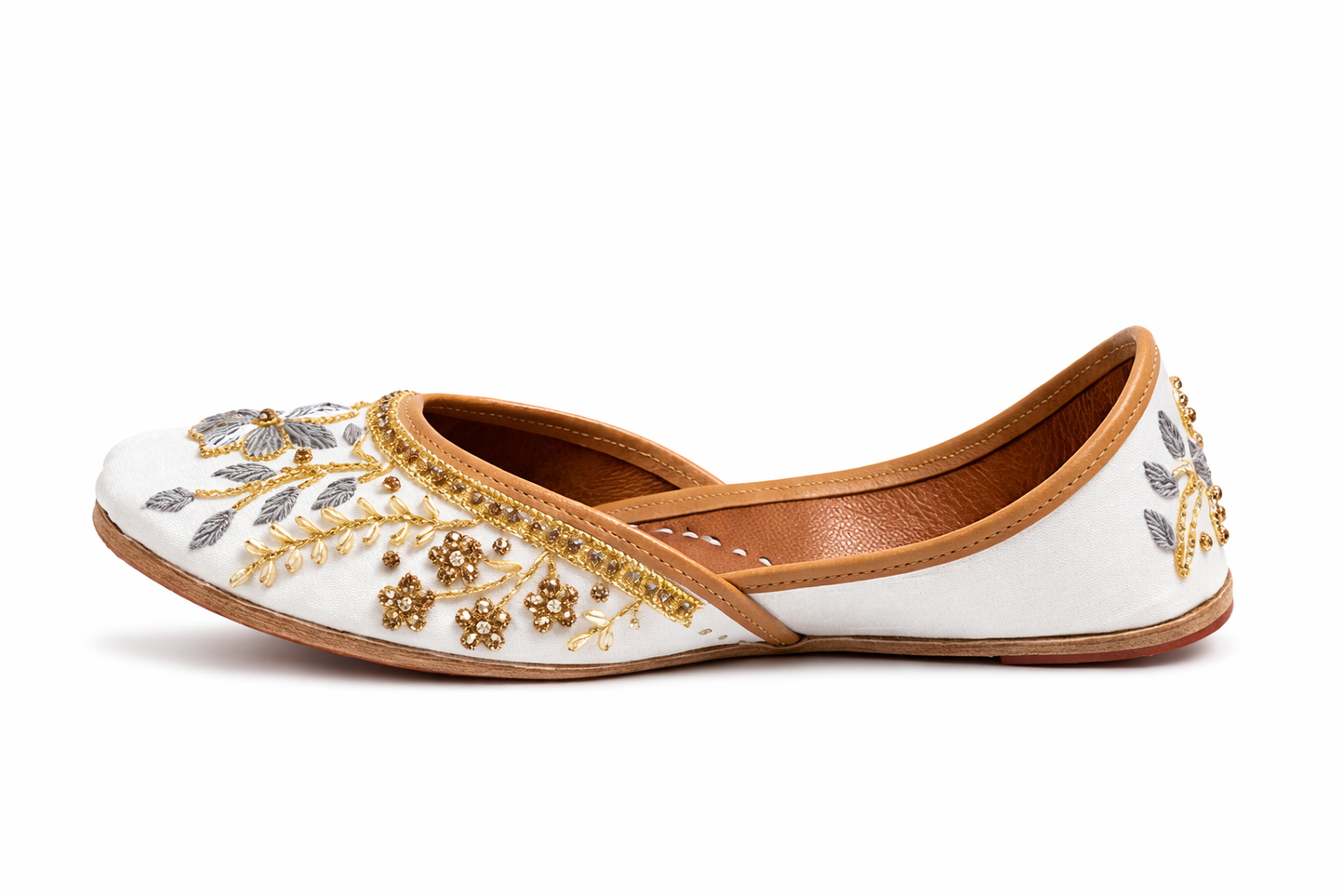 Royal Ivory Embroidered Jutti.