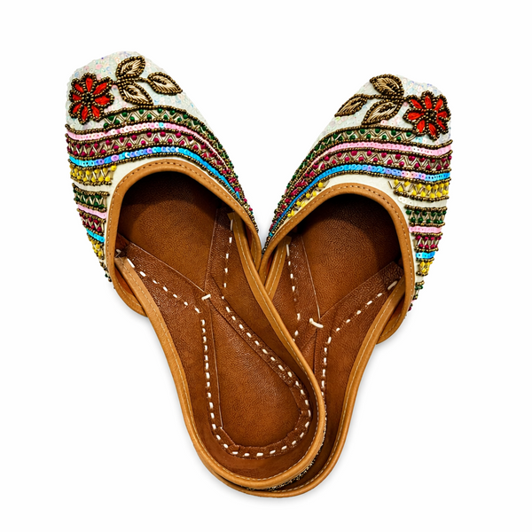 Rangrez Bloom Handcrafted Jutti.